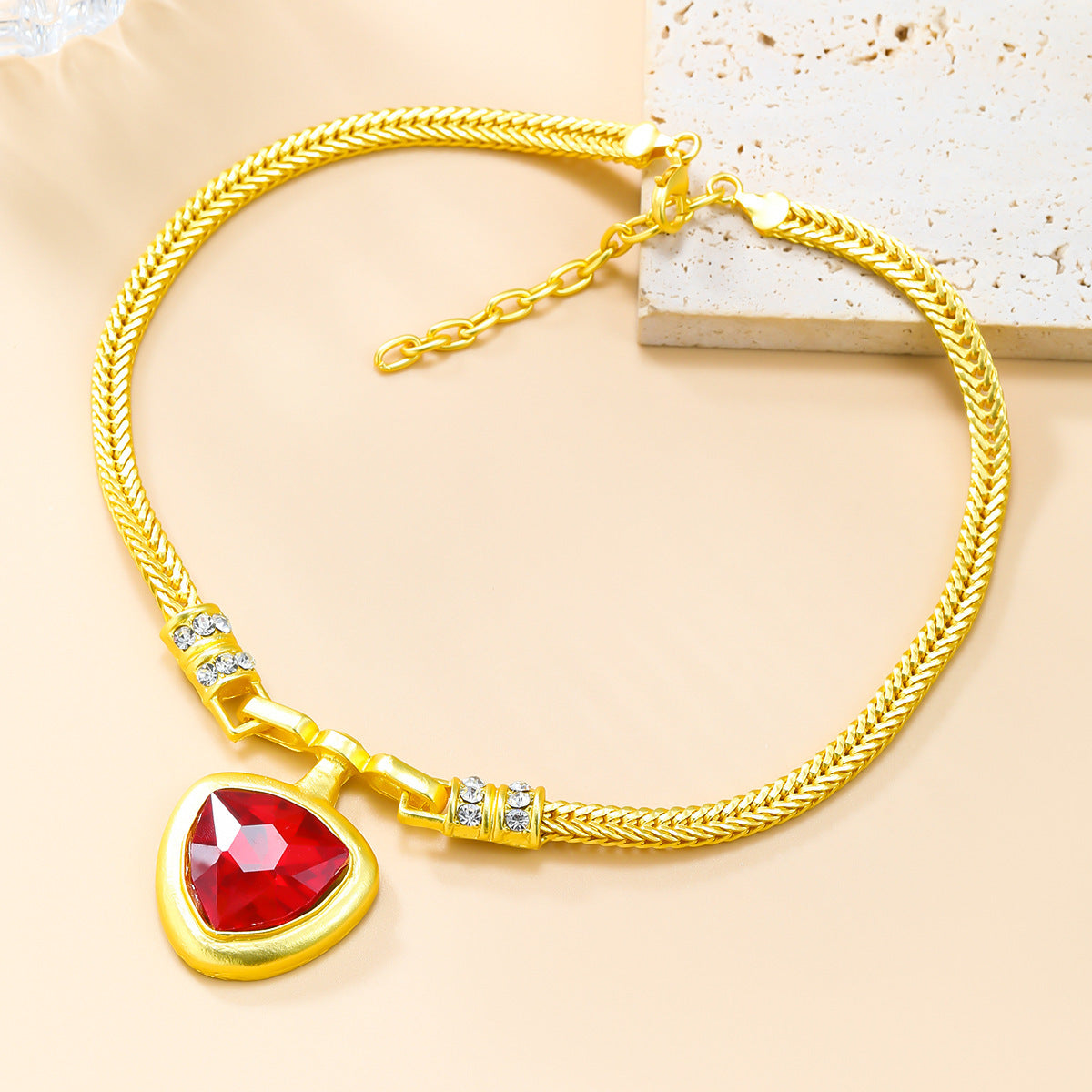 Exaggerated Heart Pendant Necklace – Trendy European and American Style