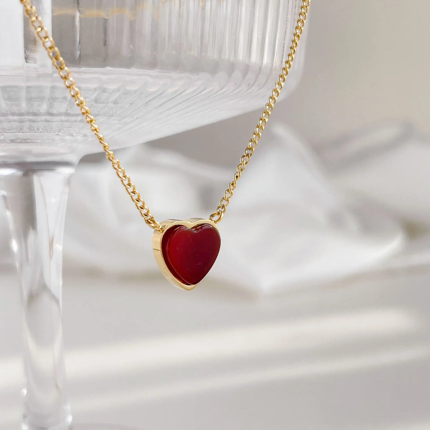 Classic Titanium Heart Pendant Necklace Plated with 18K Gold for Women